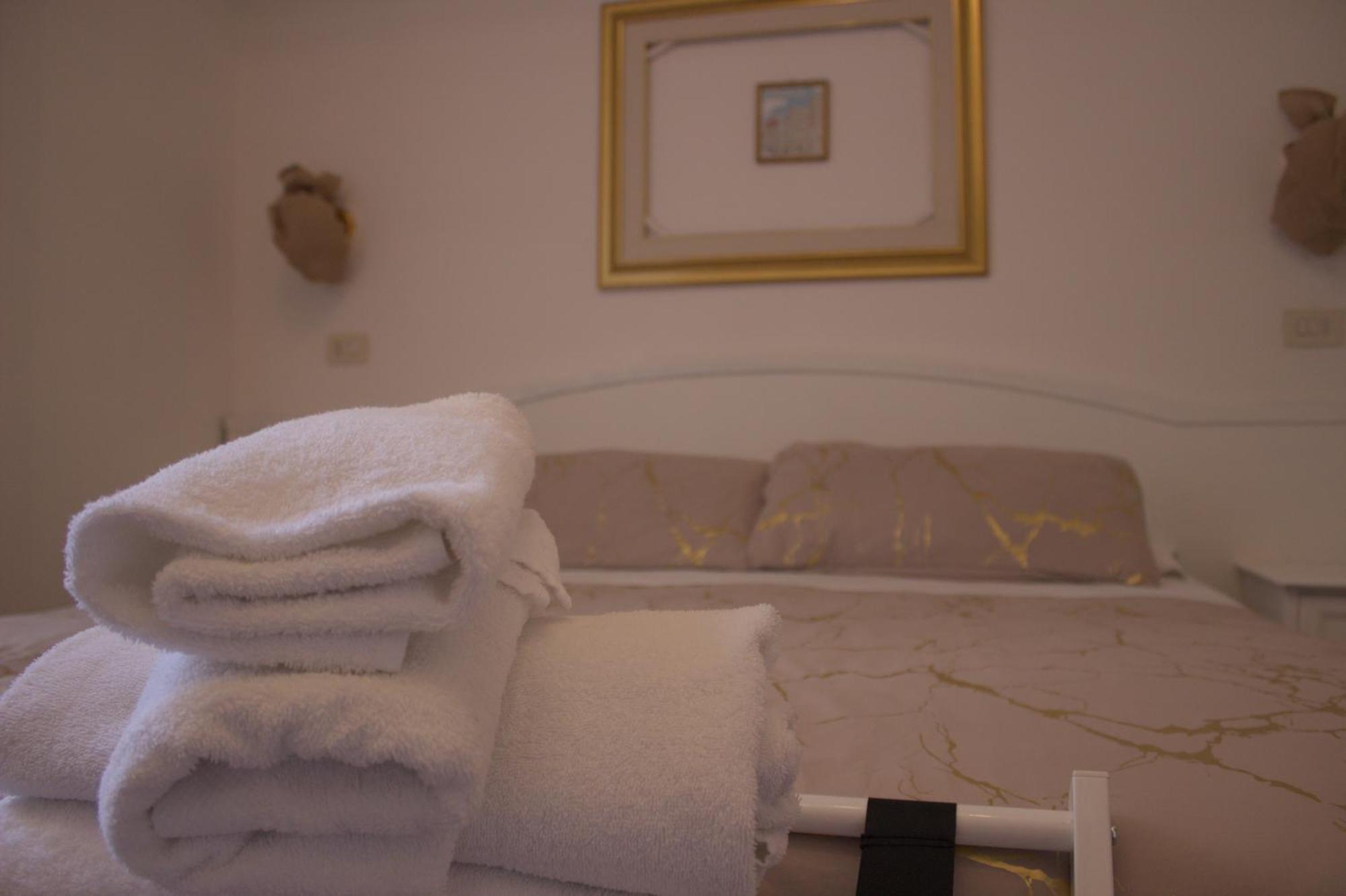 フィレンツェ ソッジオルノ マドリード Bed & Breakfast エクステリア 写真