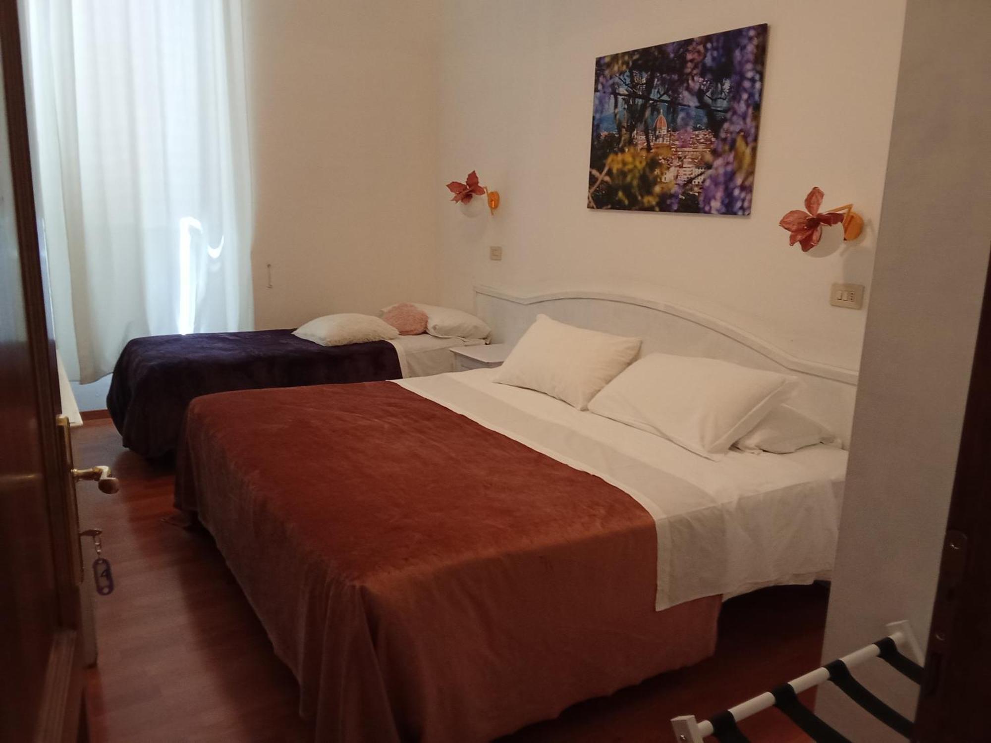 フィレンツェ ソッジオルノ マドリード Bed & Breakfast エクステリア 写真